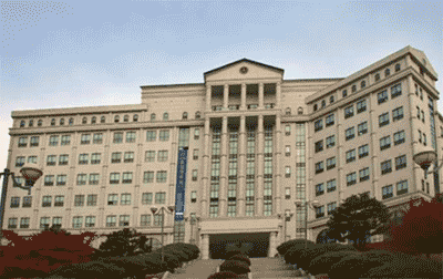 白石大學(xué)相當(dāng)于中國什么大學(xué)
